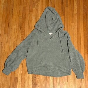 SO Hooded V-Neck Sweater in Sage